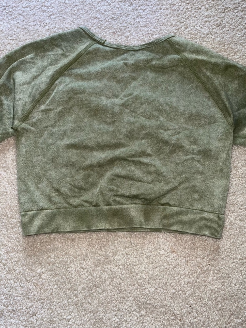 Olive Green Seamless Two-Piece Active Set w/ Scrunch Leggings - Picture 9 of 11